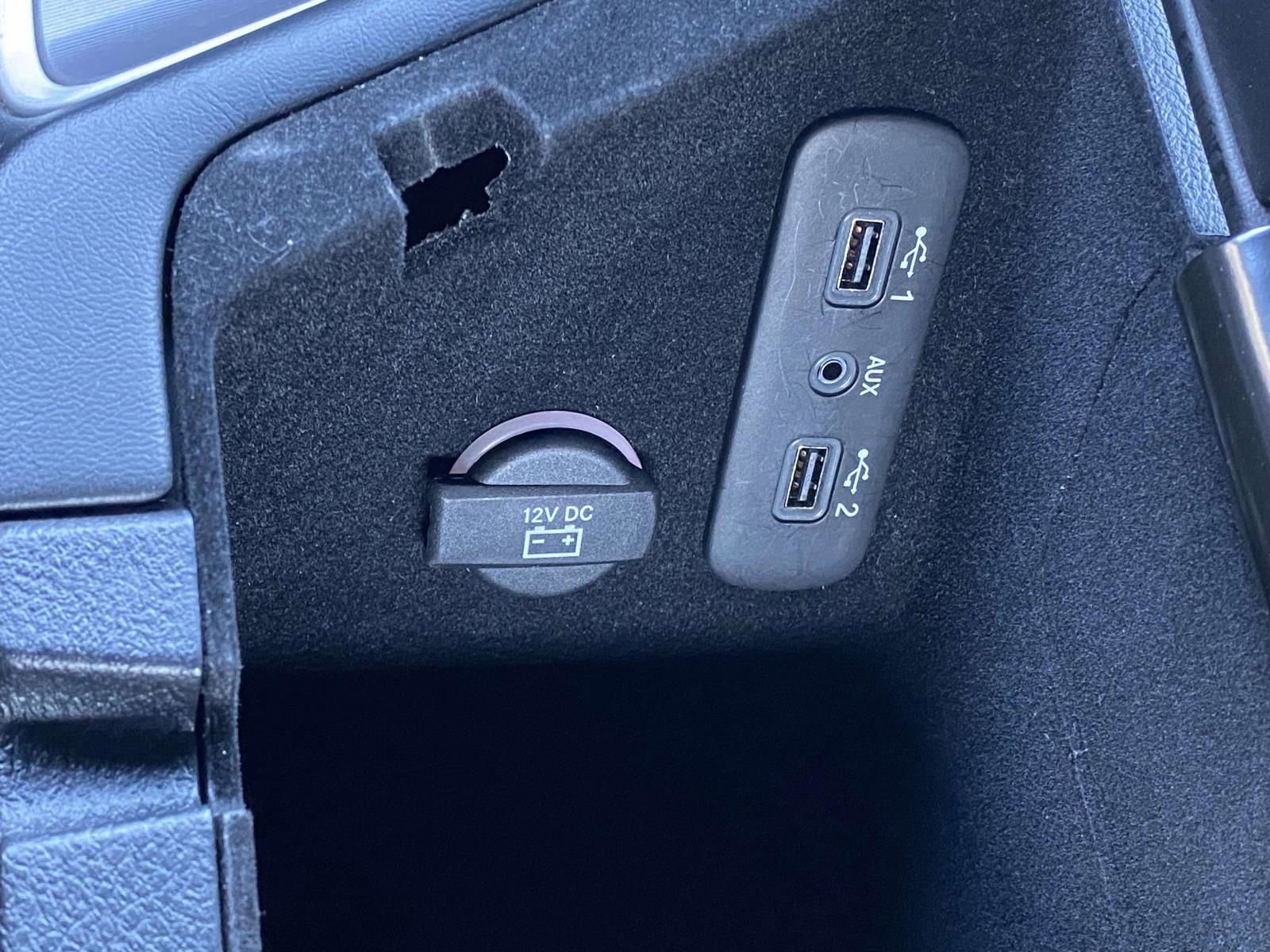 Used 2022 Dodge Challenger SXT w/ Blacktop Package image 27