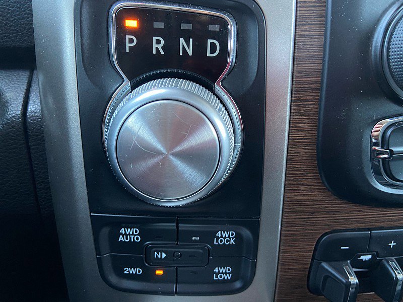 Used 2017 RAM 1500 Laramie image 29