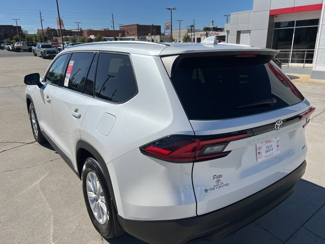 New 2026 Toyota Grand Highlander XLE image 10