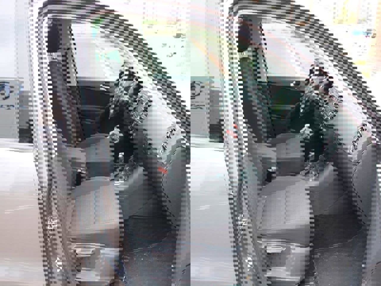 Used 2016 Volkswagen Tiguan image 14