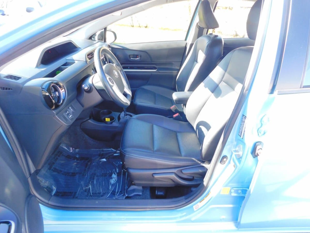 Used 2015 Toyota Prius C Four image 6