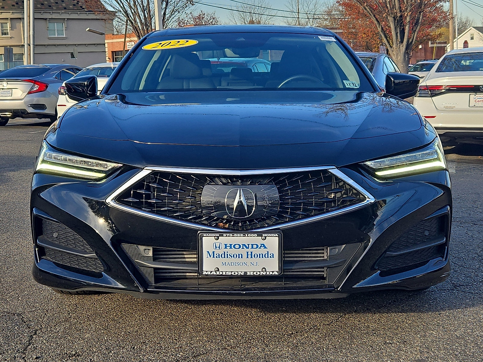 Used 2022 Acura TLX image 2