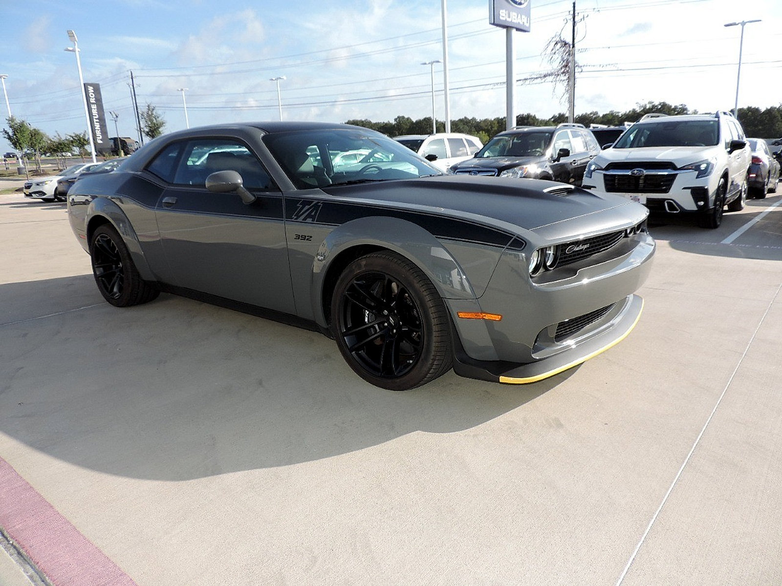 Used 2023 Dodge Challenger R/T Scat Pack RWD image 3