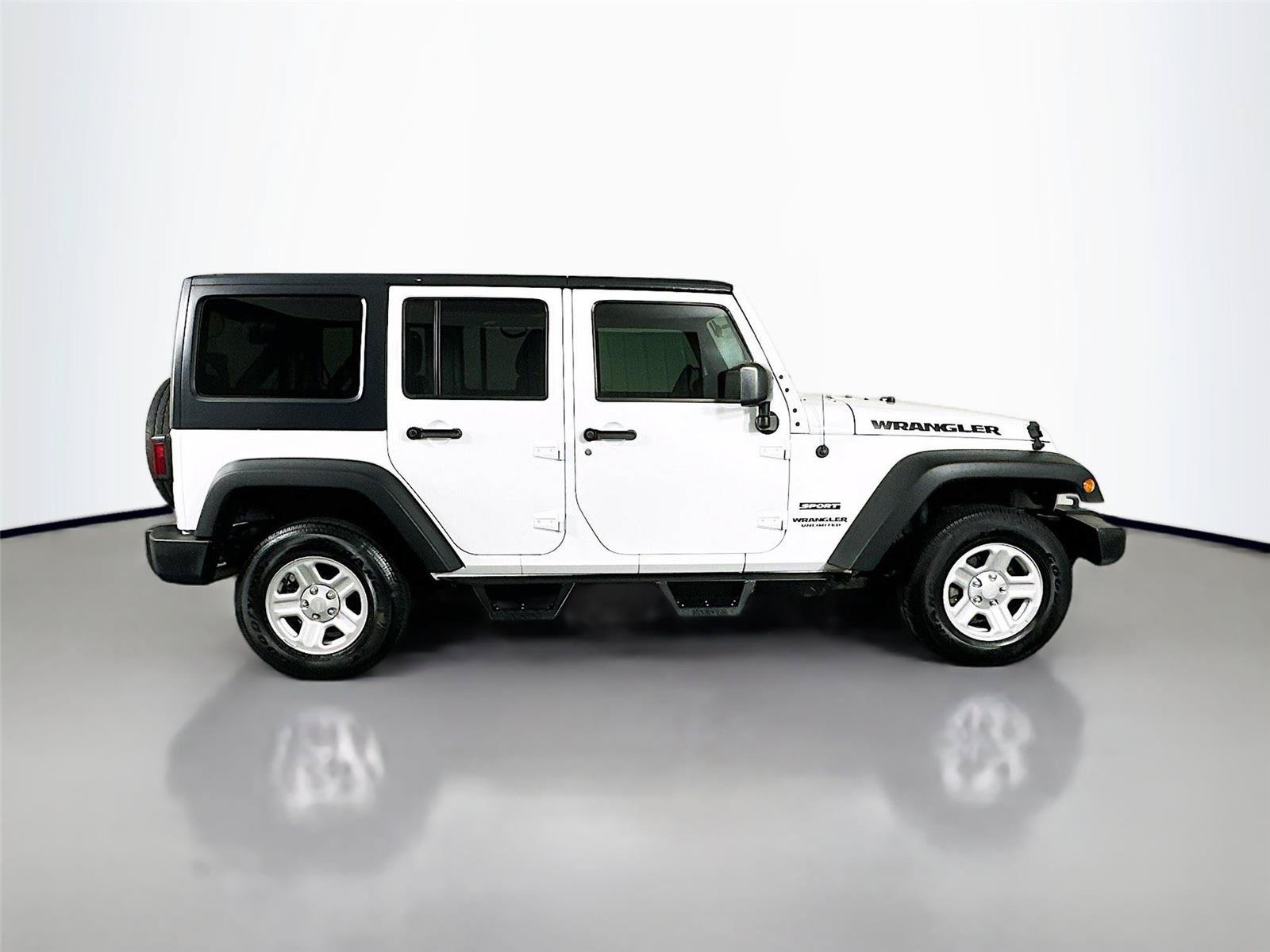 Used 2017 Jeep Wrangler Unlimited Sport w/ Max Tow Package AWD/4WD image 14