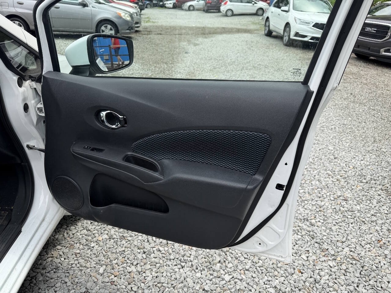 Used 2017 Nissan Versa Note SV w/ SV Appearance Package FWD image 15