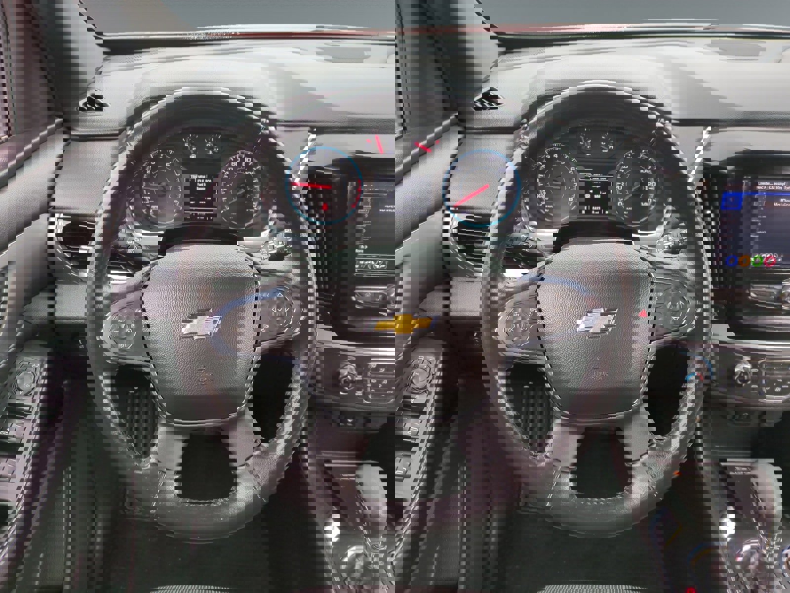 Used 2022 Chevrolet Traverse LT image 12