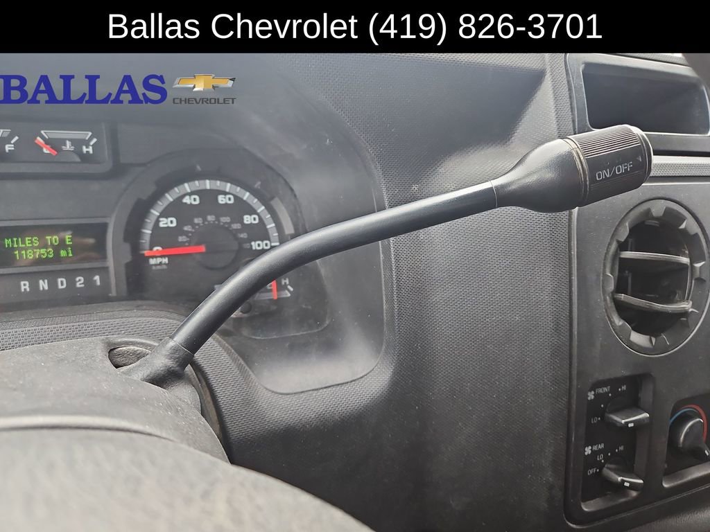 Used 2011 Ford E-350 and Econoline 350 XLT RWD image 16