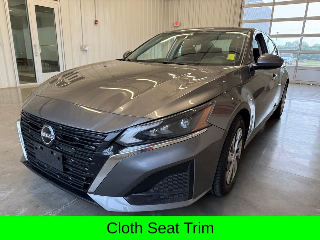 Used 2023 Nissan Altima 2.5 S FWD image 10