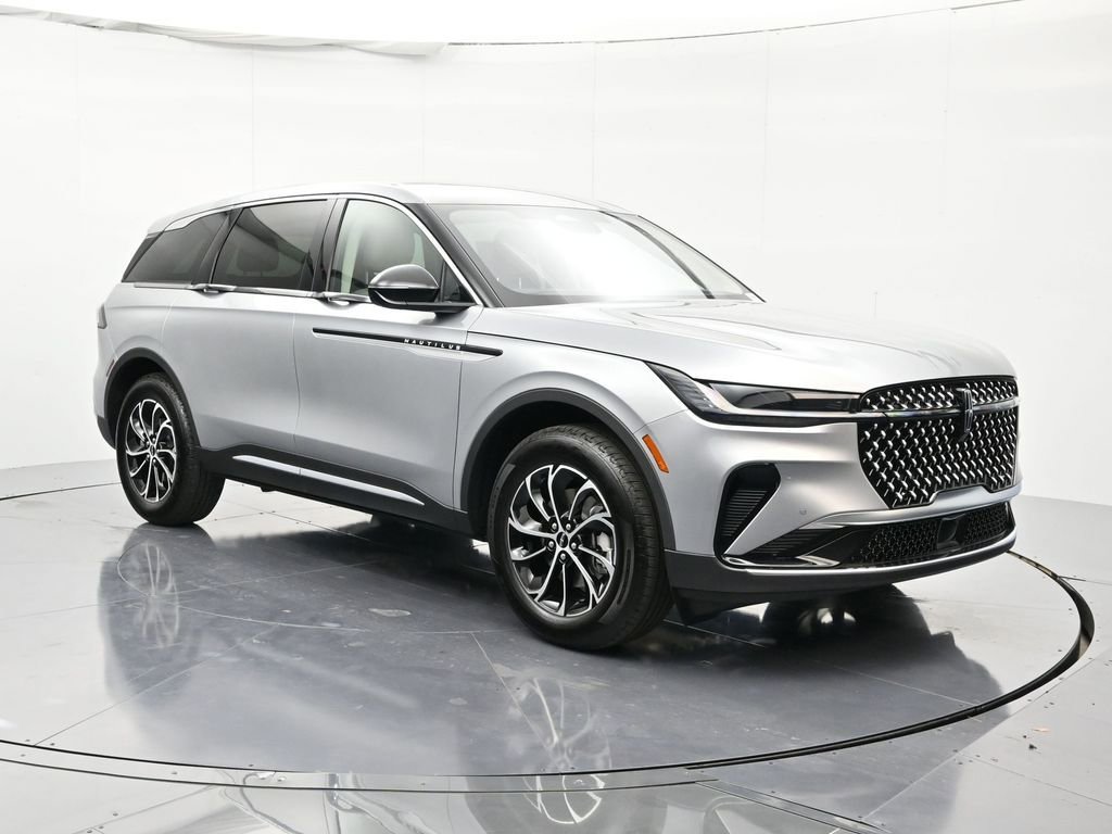 New 2026 Lincoln Nautilus Premier image 3