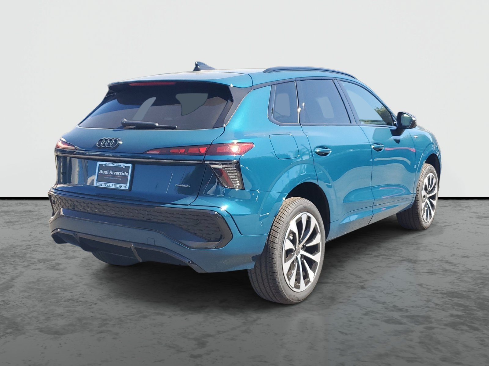 New 2026 Audi Q3 quattro 2.0T AWD/4WD image 4