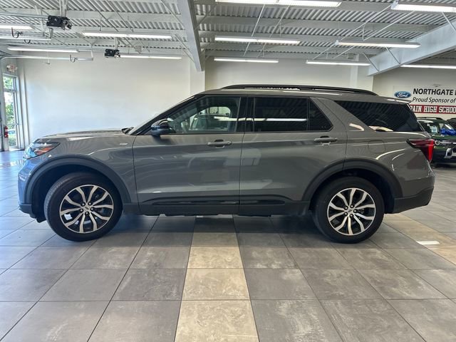 Used 2025 Ford Explorer ST-Line AWD/4WD image 13