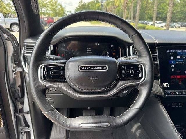 Used 2022 Jeep Grand Wagoneer Series II AWD/4WD image 16