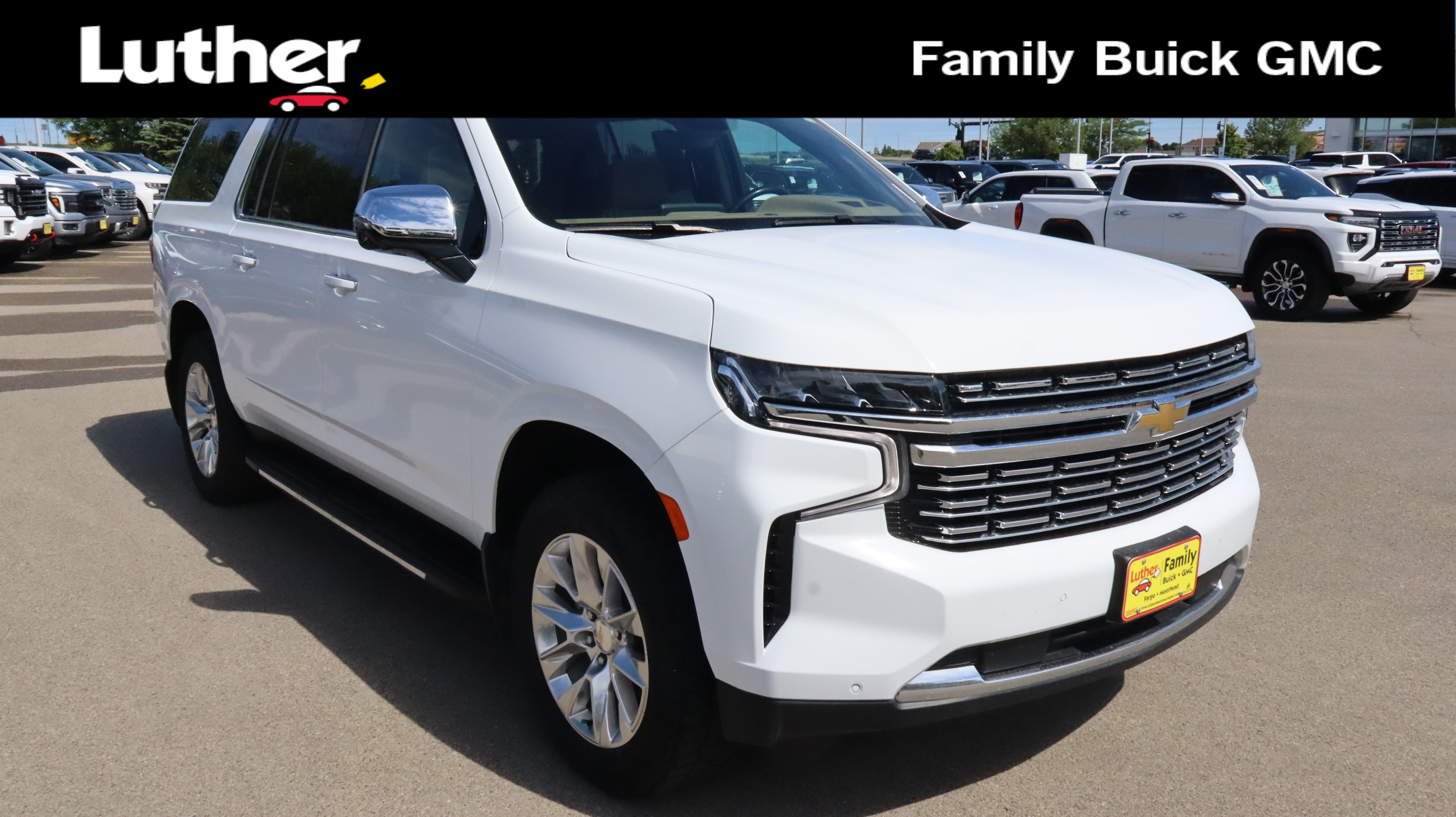 Used 2023 Chevrolet Suburban Premier AWD/4WD image 1