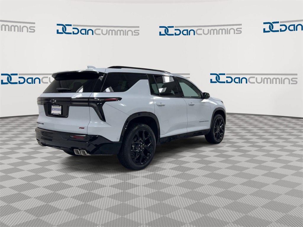New 2026 Chevrolet Traverse RS w/ LPO, Floor Liner Package image 8