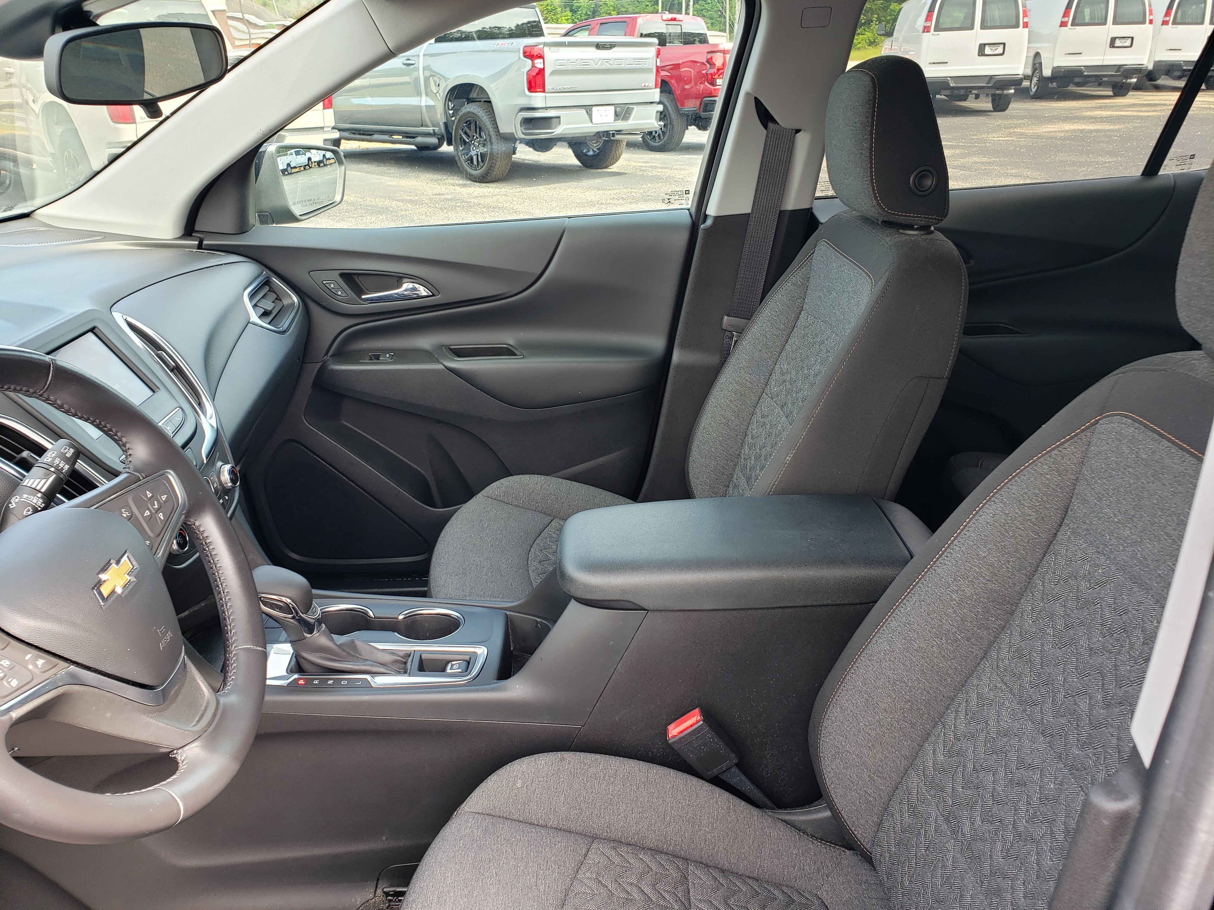 Used 2022 Chevrolet Equinox LT w/ Driver Convenience Package FWD image 26