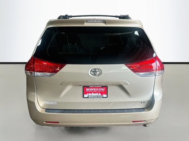 Used 2014 Toyota Sienna LE FWD image 7