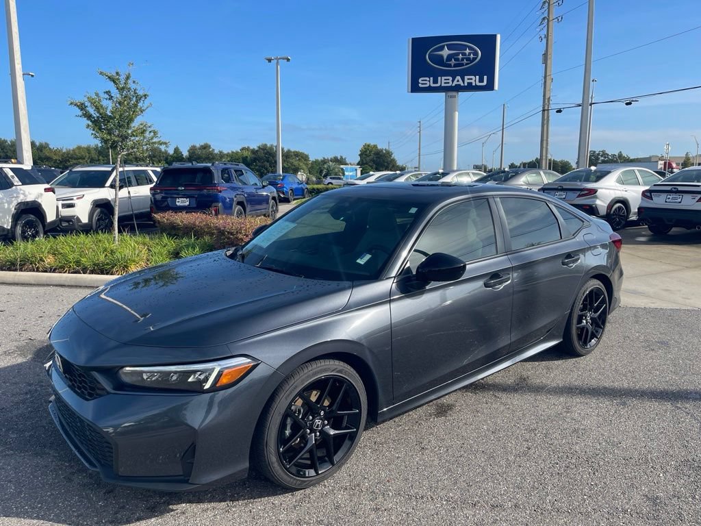 Used 2025 Honda Civic Sport image 1