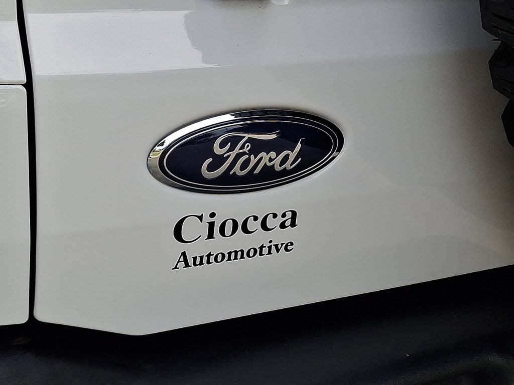 Used 2023 Ford Bronco Wildtrak AWD/4WD image 32