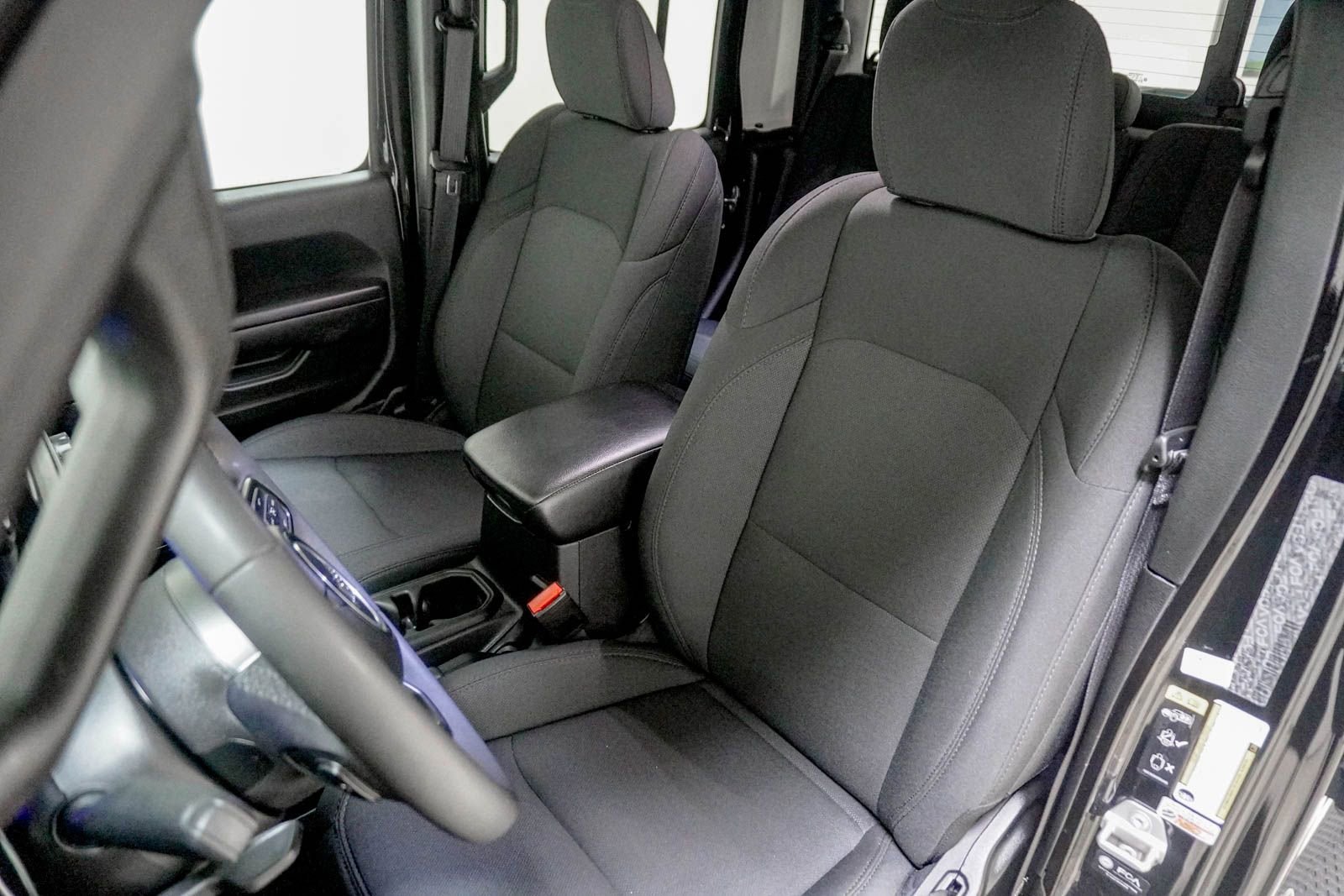 Used 2023 Jeep Gladiator Sport image 16