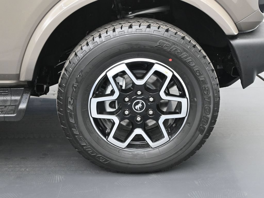 New 2026 Ford Bronco Outer Banks AWD/4WD image 22