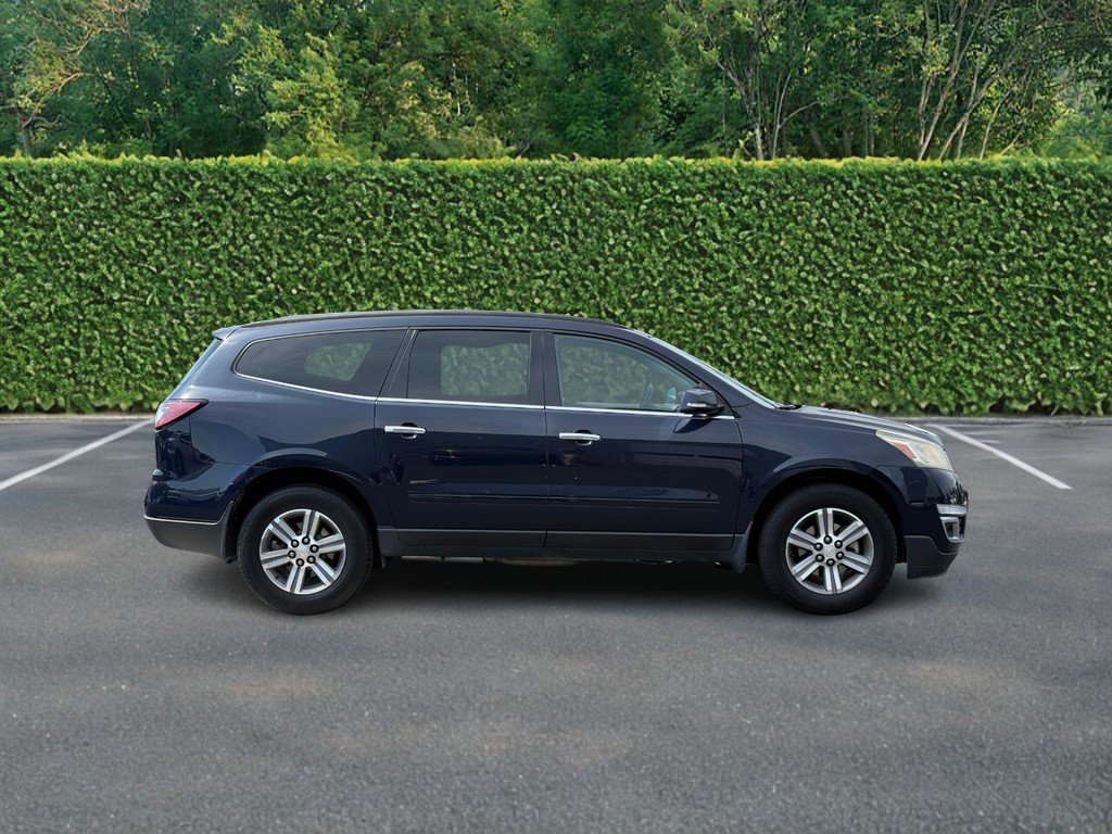 Used 2017 Chevrolet Traverse LT AWD/4WD image 2