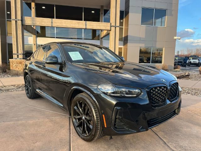 Used 2023 BMW X4 xDrive30i w/ M Sport Package AWD/4WD image 10