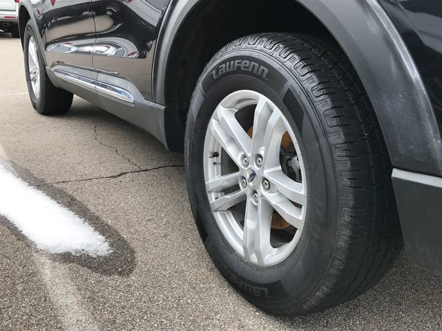 Used 2023 Ford Explorer XLT image 12