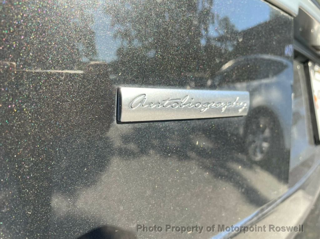 Used 2017 Land Rover Range Rover Long Wheelbase Autobiography image 8