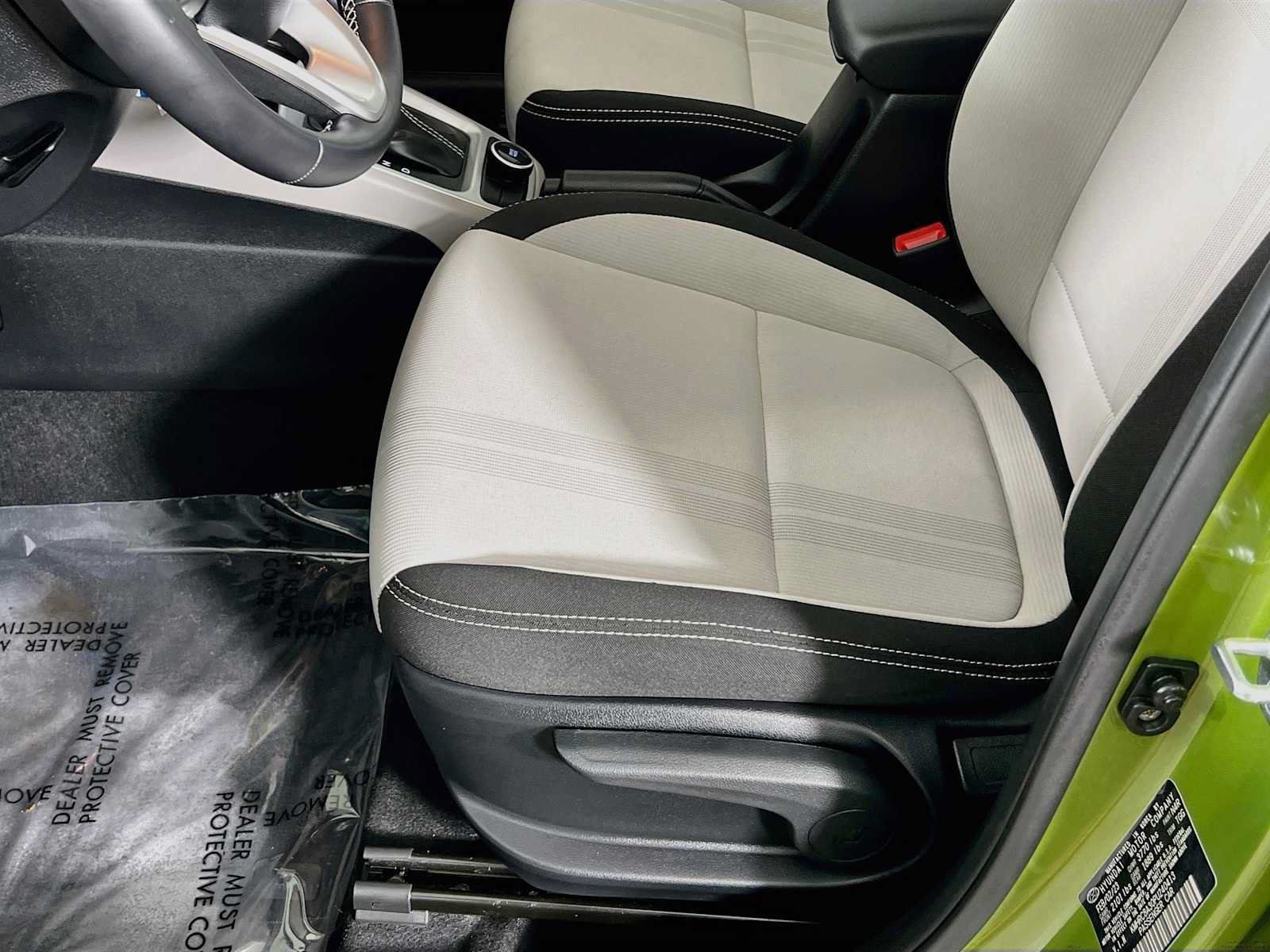 Certified 2023 Hyundai Venue SEL FWD image 20