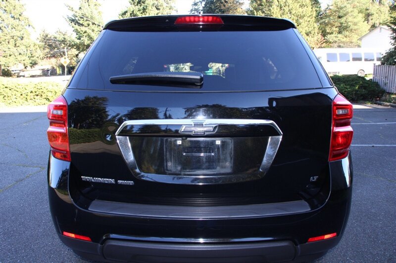 Used 2017 Chevrolet Equinox LT w/ Midnight Edition AWD/4WD image 12