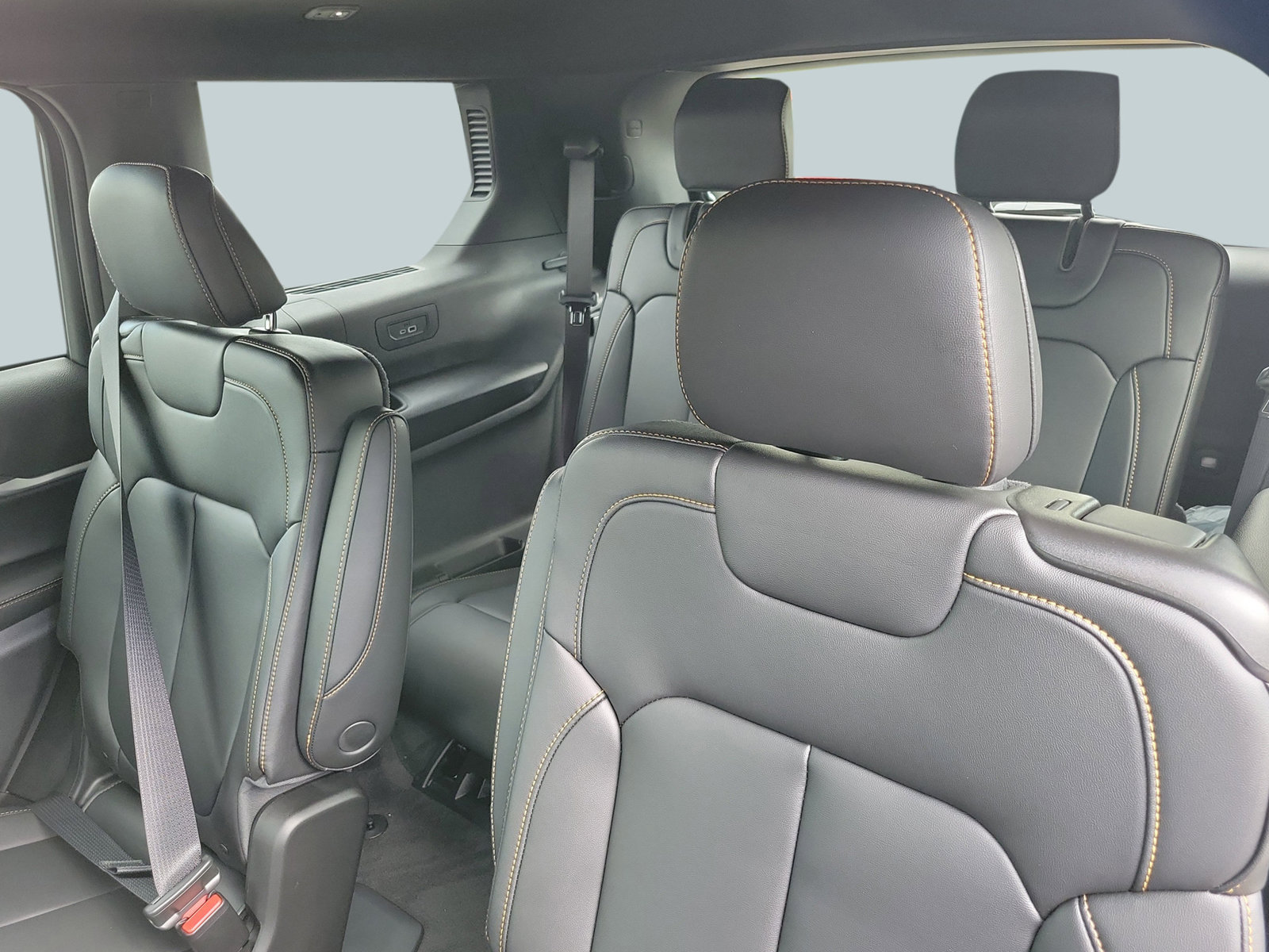 New 2026 Jeep Grand Cherokee L Limited AWD/4WD image 28