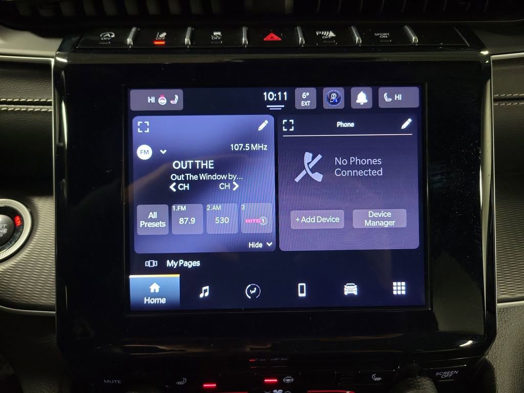 Used 2024 Jeep Grand Cherokee L Laredo w/ Luxury Tech Group I image 17