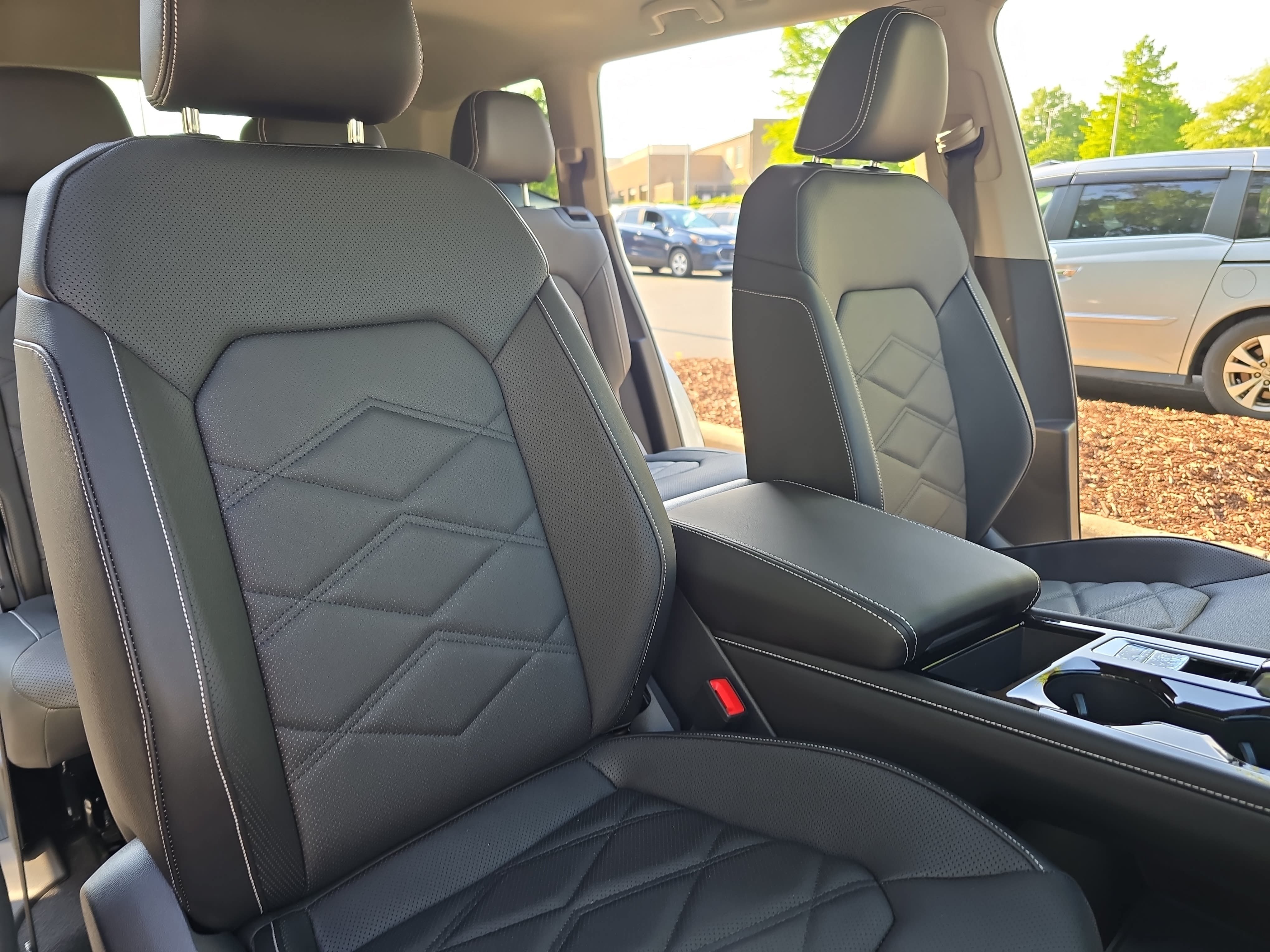 New 2026 Volkswagen Atlas SE FWD image 10