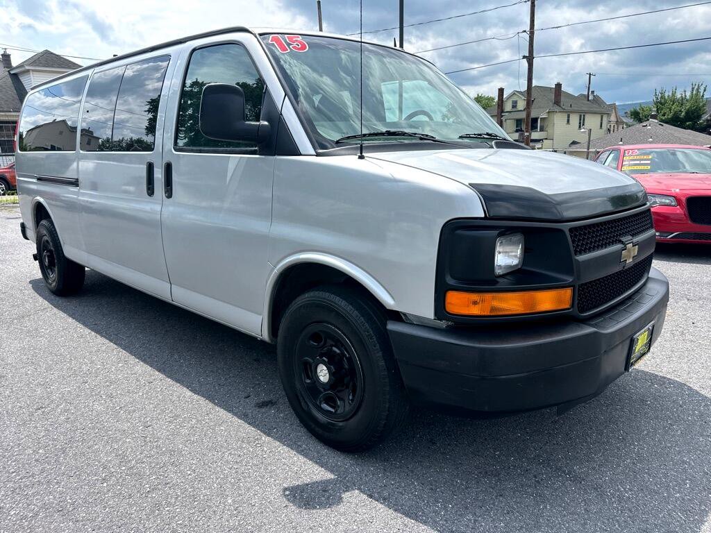 Used 2015 Chevrolet Express 3500 LS image 8