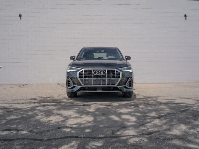 Used 2024 Audi Q3 2.0T Premium Plus w/ Premium Plus Package AWD/4WD image 10