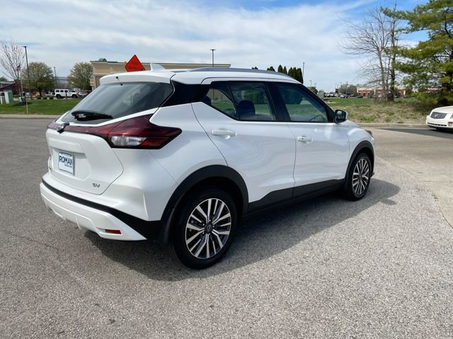 Used 2024 Nissan Kicks SV FWD image 5
