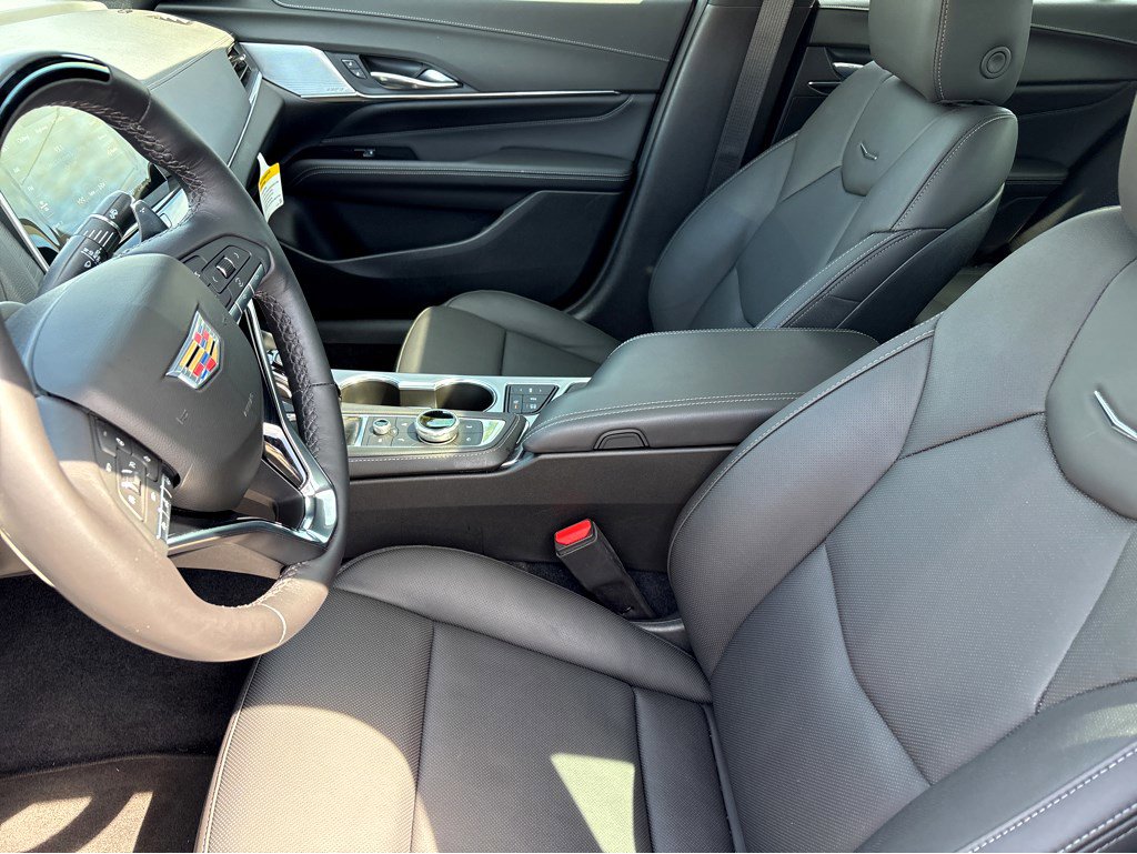 Certified 2025 Cadillac CT4 Premium Luxury image 15