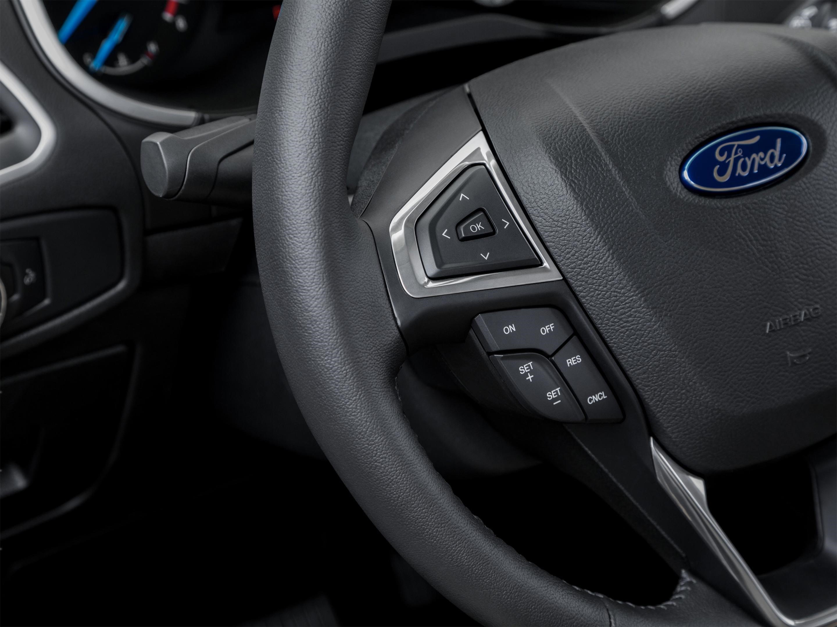Used 2015 Ford Edge SEL w/ Equipment Group 201A FWD image 46