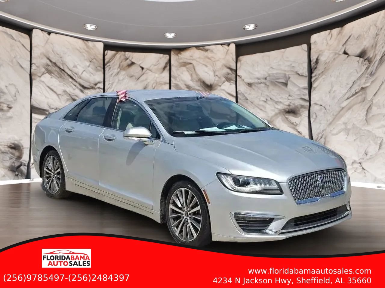 Used 2018 Lincoln MKZ Premiere FWD image 1