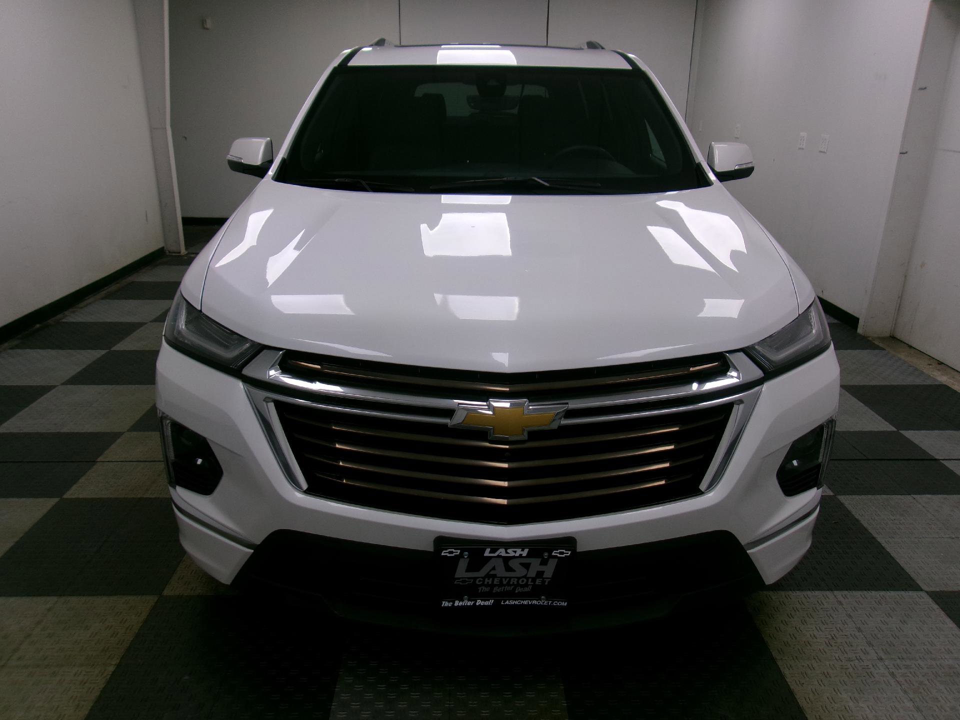 Used 2024 Chevrolet Traverse High Country image 16