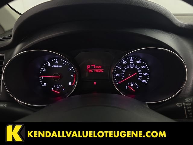 Used 2016 Kia Sedona LX w/ Option Group 020 FWD image 11