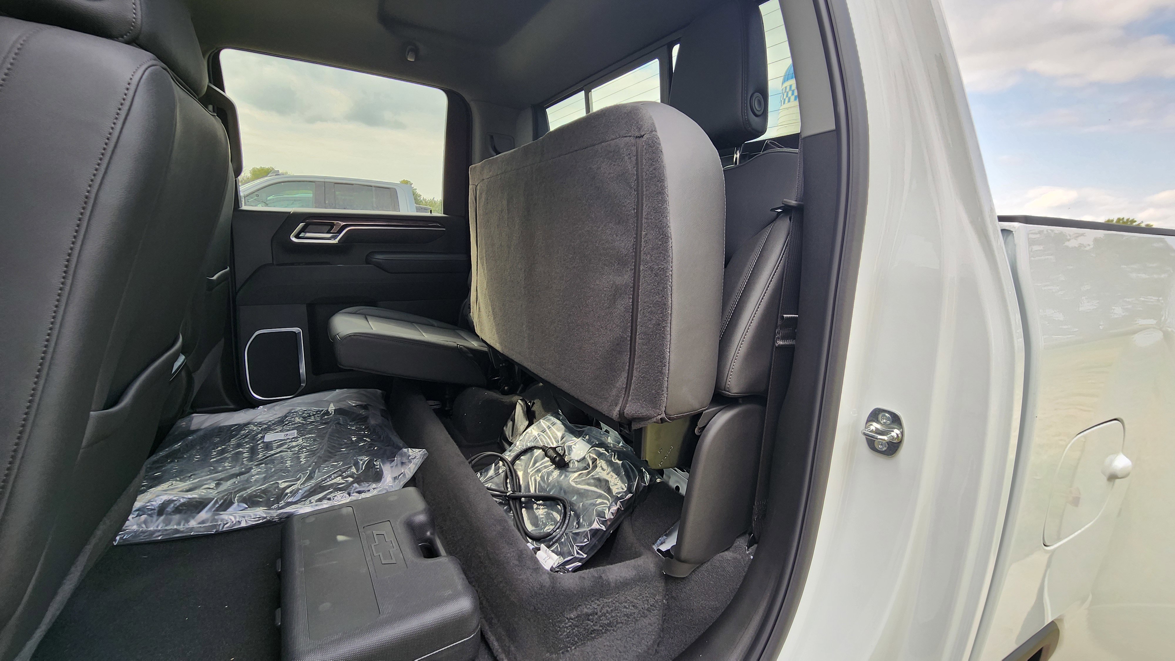 New 2026 Chevrolet Silverado 3500 LTZ w/ LTZ Convenience Package image 18