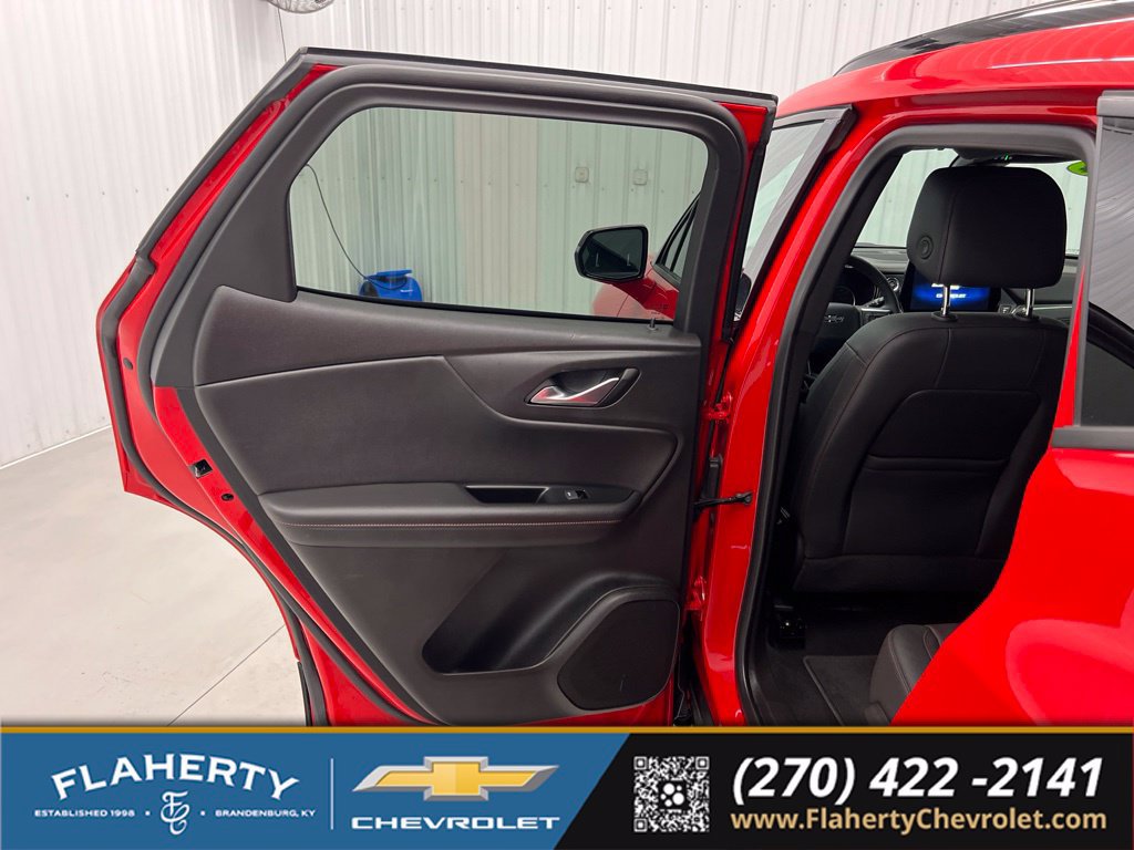 Used 2024 Chevrolet Blazer RS FWD image 10