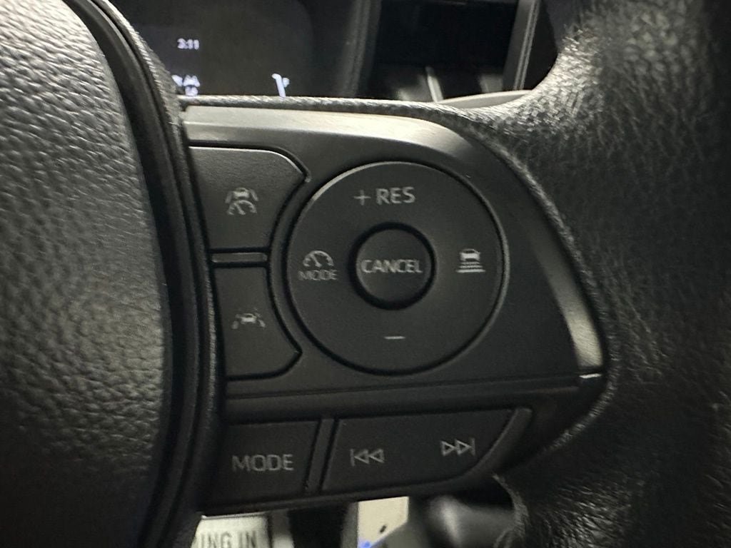 Used 2026 Toyota Corolla LE FWD image 20