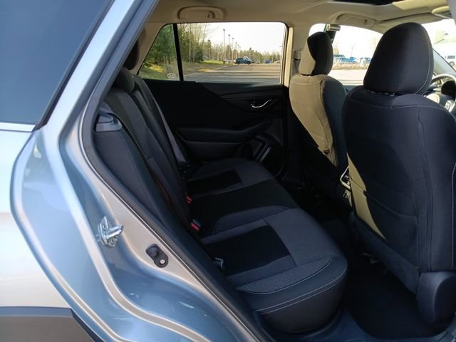 Used 2025 Subaru Outback Premium AWD/4WD image 21