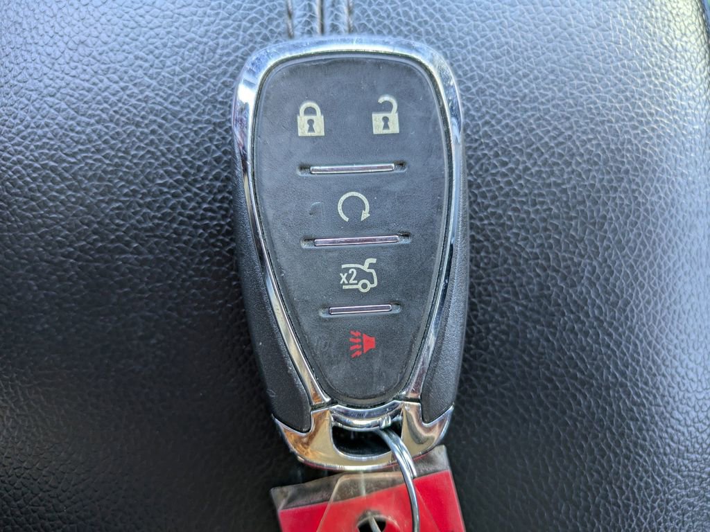 Used 2024 Chevrolet Malibu LT image 28