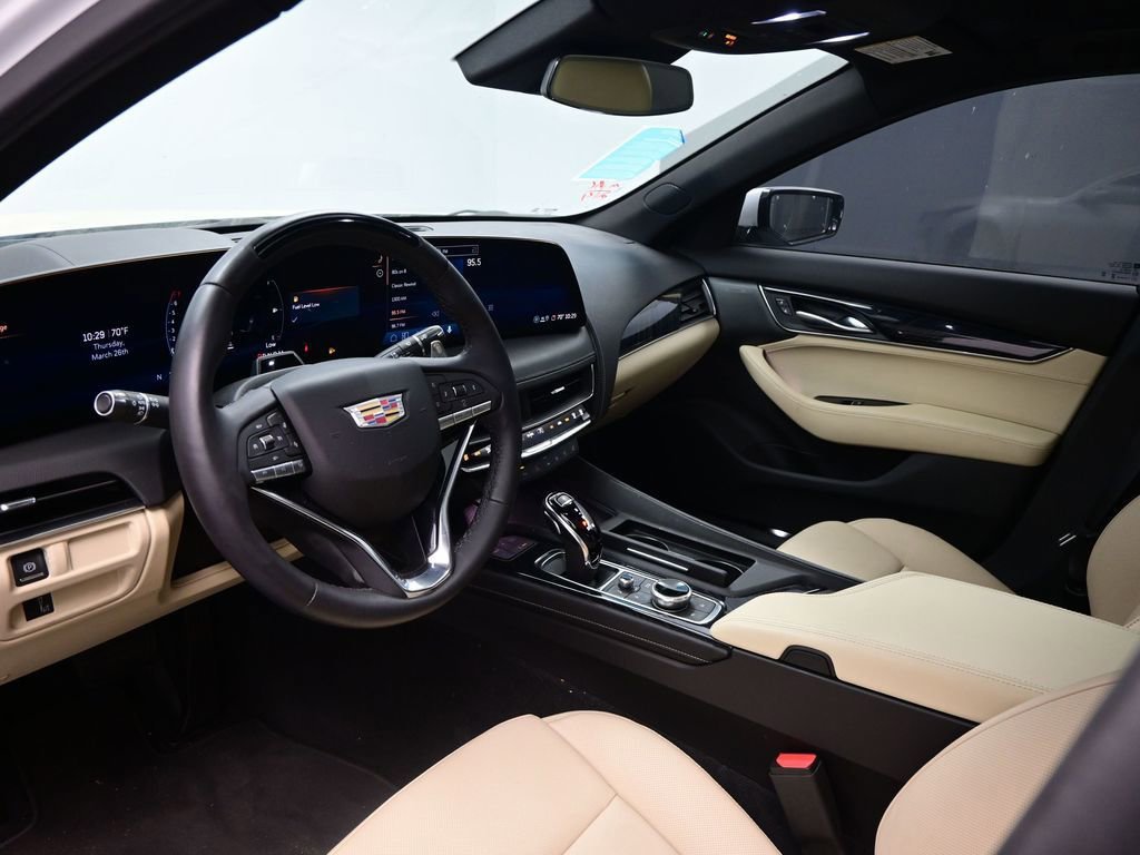 Used 2025 Cadillac CT5 Premium Luxury image 9