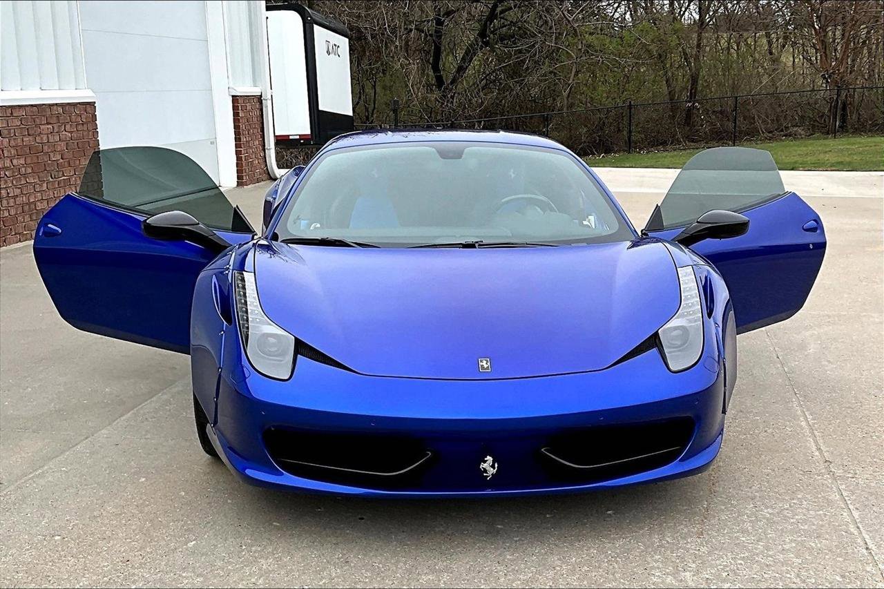 Used 2015 Ferrari 458 Italia Coupe RWD image 36