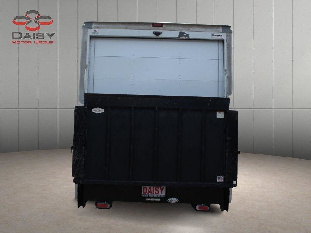 Used 2019 Chevrolet Express 3500 w/ Power Convenience Package image 6