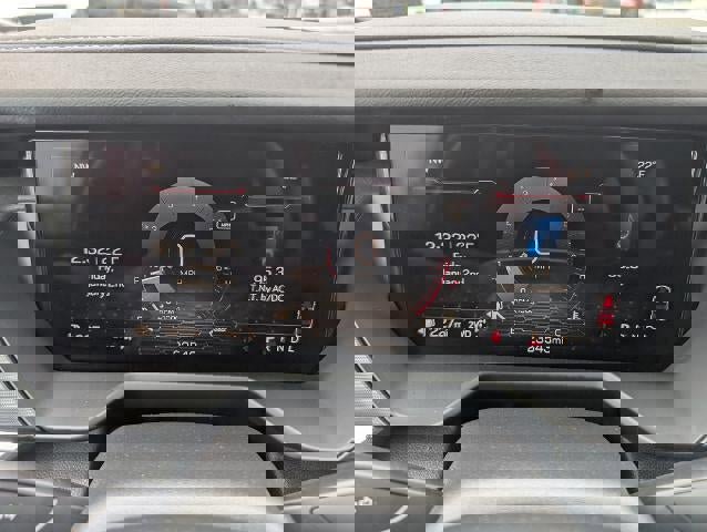 Used 2025 GMC Acadia Elevation image 14